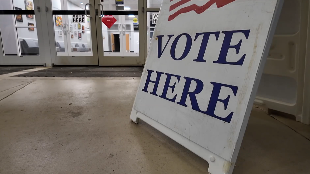 More than 200K Minnesotans have cast their ballots in midterm election — WCCO / CBS Minnesota, Eden Prairie Community news