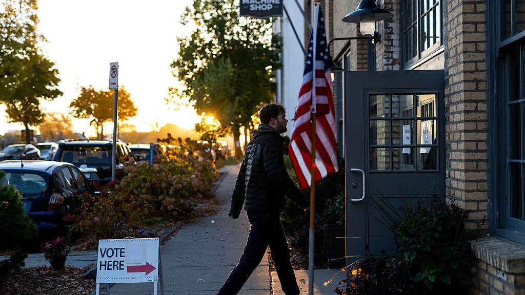 Early in-person voting kicks off in Minnesota: Here's what to know — WCCO / CBS Minnesota, Eden Prairie Community news