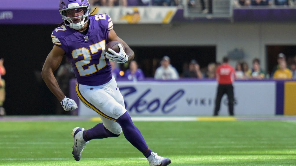 Vikings return RB Jordan Mason from injured reserve after broken thumb kept him out last 4 games — WCCO / CBS Minnesota, Eden Prairie Sports news