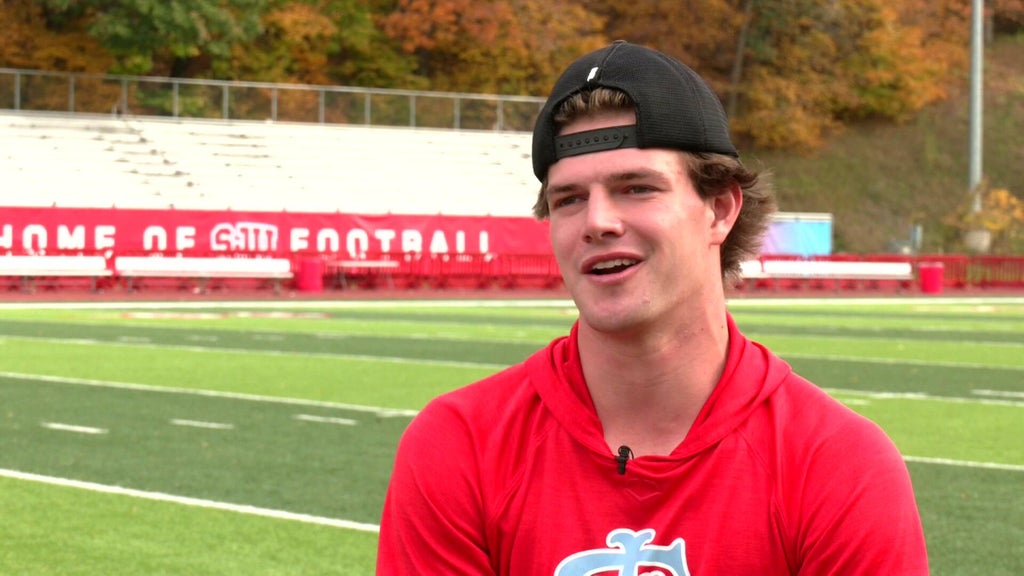St. John's wide receiver Riley Schwellenbach finding success on the gridiron and baseball field — WCCO / CBS Minnesota, Eden Prairie Schools news