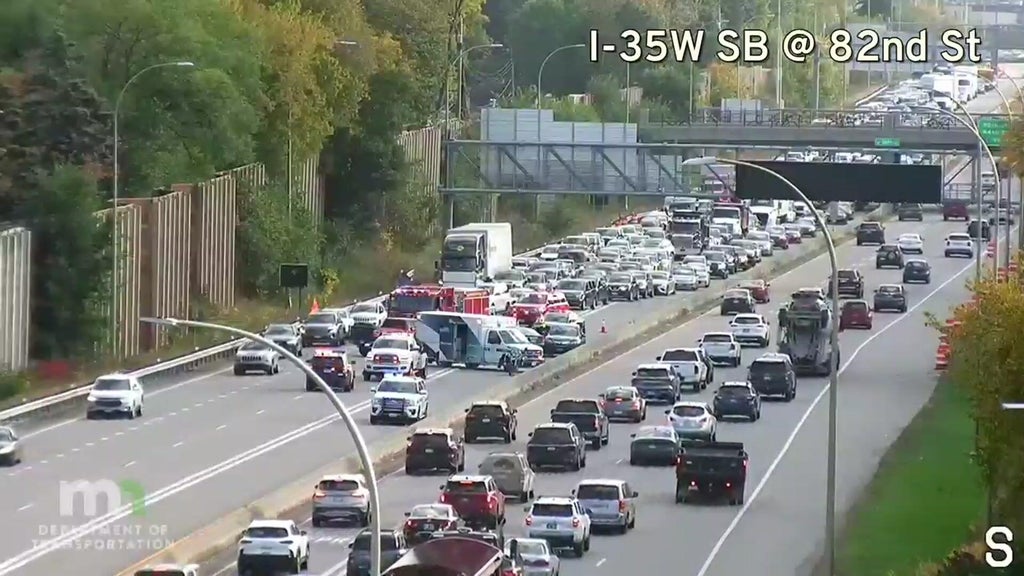 3 drivers injured in crash on Interstate 35W in Bloomington, state patrol says — WCCO / CBS Minnesota, Eden Prairie Health news