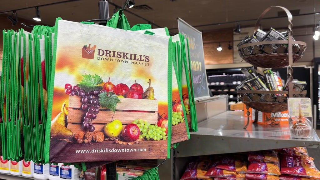Hopkins grocery store seeks community support amid sales struggles — WCCO / CBS Minnesota, Eden Prairie Government news