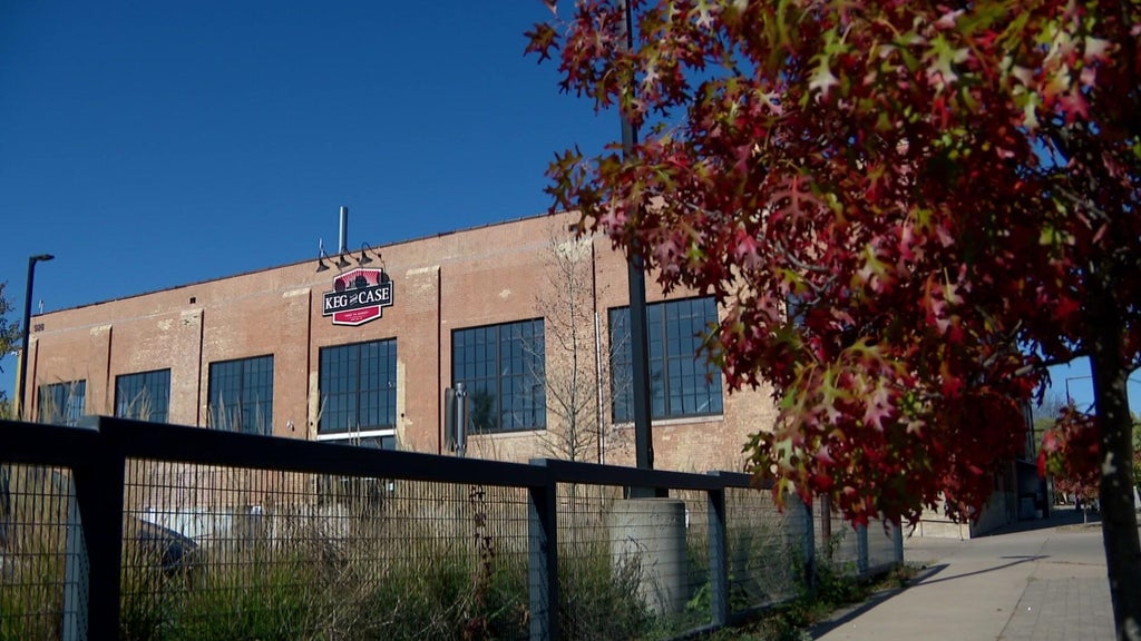 Boxing gym, bar brings new life to former Schmidt Brewery site in St. Paul — WCCO / CBS Minnesota, Eden Prairie Real Estate news