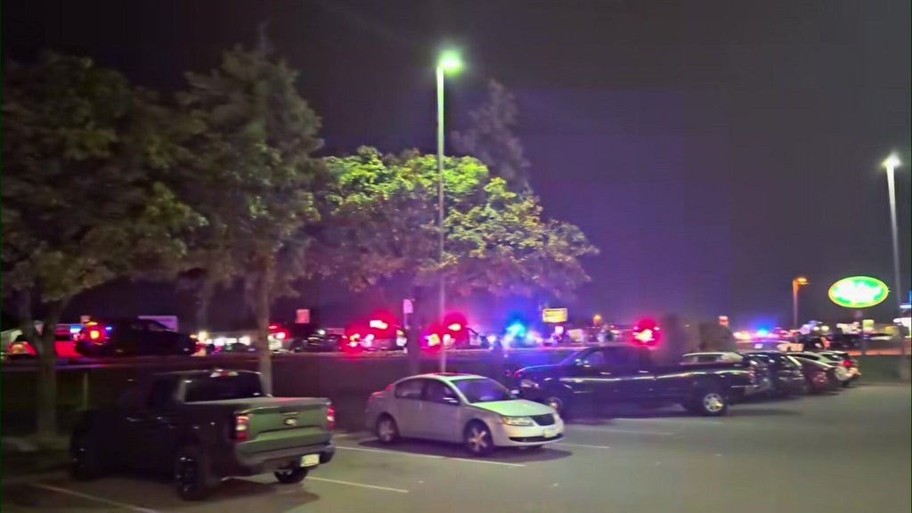 Police respond to Osseo High School after several fights break out at end of football game — WCCO / CBS Minnesota, Eden Prairie Schools news