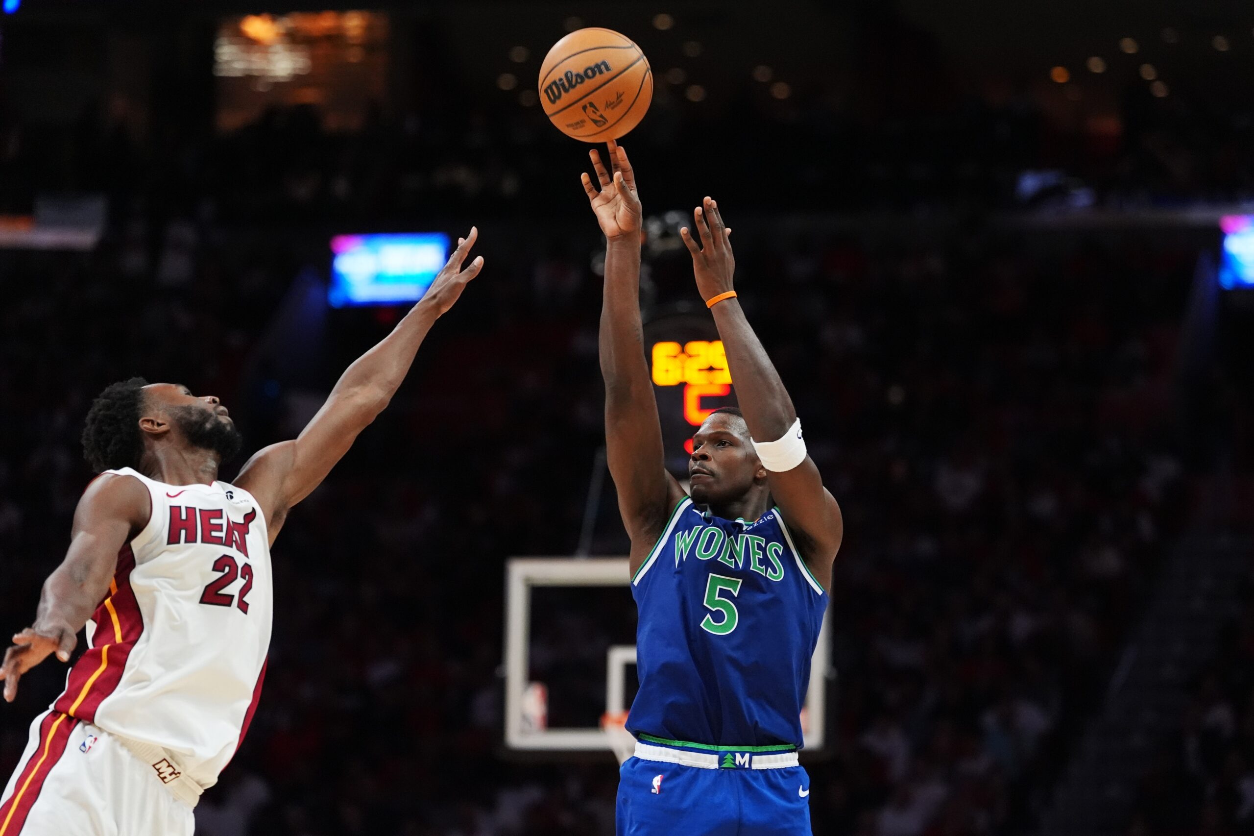 Anthony Edwards scores 45, Wolves roll past Heat 131-106 to spoil Giannis’ opener — KSTP 5, Eden Prairie Business news