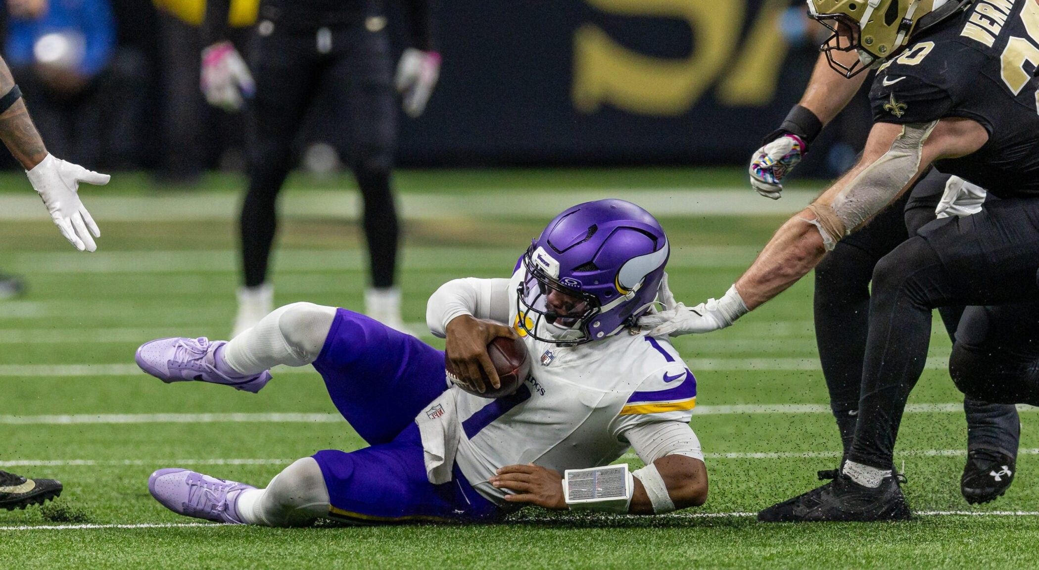 Kyler Murray Needs to Stop Sliding Before He Gets Hurt Again — Minnesota Sports Fan, Eden Prairie Sports news