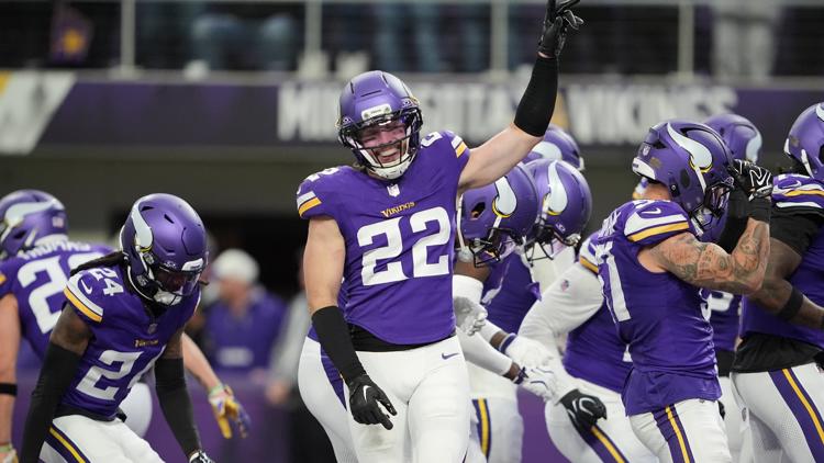Vikings' blitz-happy defense continues to shine as offense seeks consistency — KARE 11 Local, Eden Prairie Community news