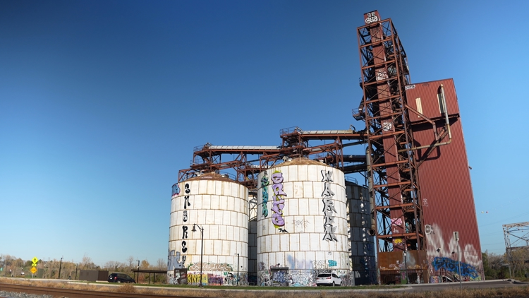 Chicago law firm looking into injuries at abandoned grain elevators in Minneapolis — Eden Prairie Community news