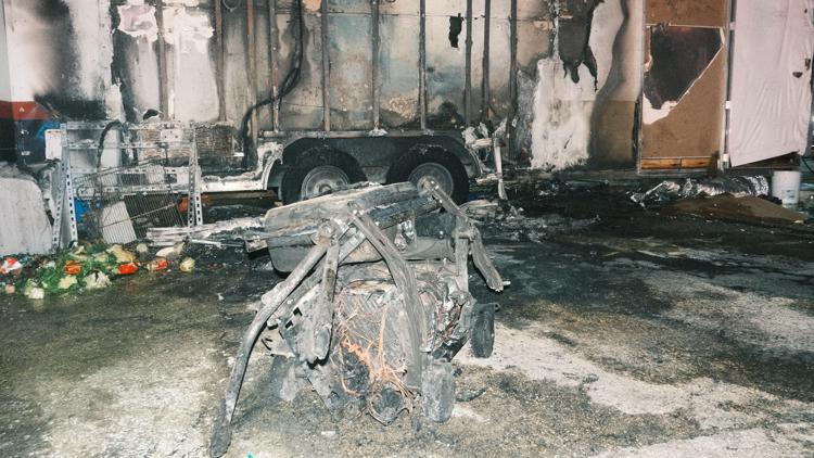 'I'm going back' | East Sixth Street food truck owner recovering after generator explosion burns trailer — KVUE (Austin), Eden Prairie Dining news