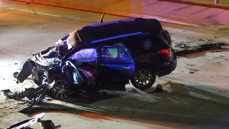 2 dead, 1 injured after rollover crash Wednesday night in East Austin — KVUE (Austin), Eden Prairie Community news