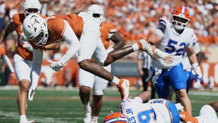 Good fortune continues to flip for No. 7 Texas after upset loss to Florida — KENS 5 (San Antonio), Eden Prairie Sports news