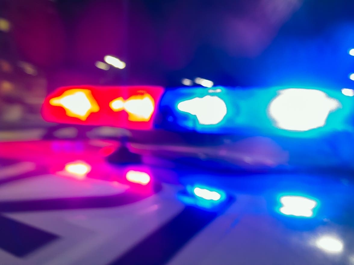 Bradenton Man Dies After SUV Crashes Into Tree In Sarasota County — Sarasota Patch, Eden Prairie Health news